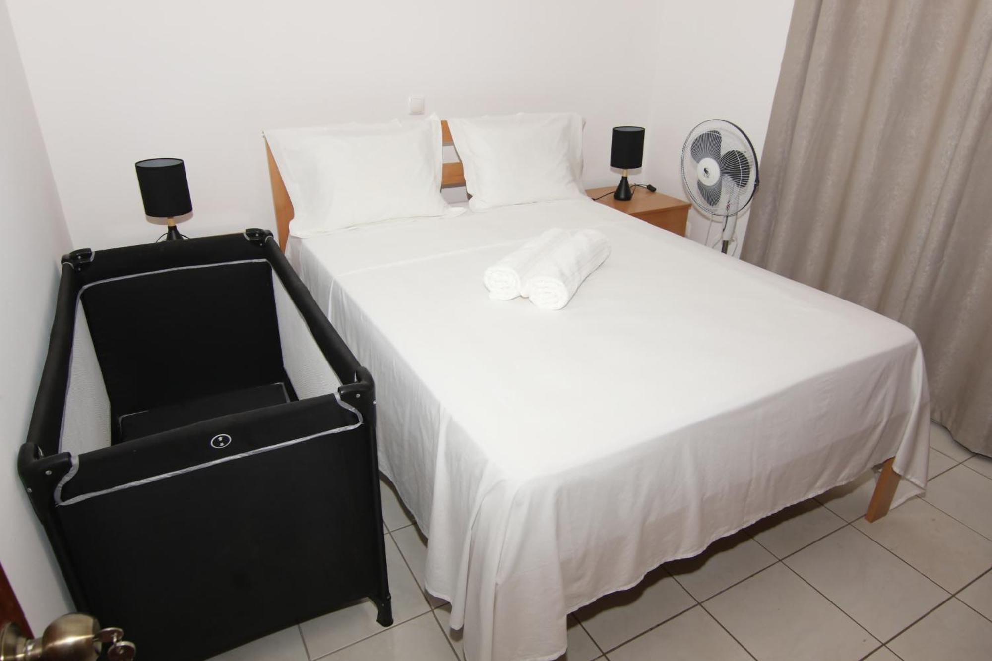 Kasa Tabuga Apartment Porto Novo  Ngoại thất bức ảnh